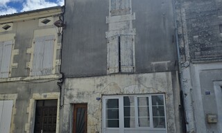 Immeuble  95 m² à vendre à Rouillac (16170)