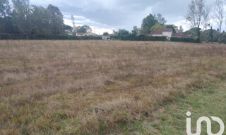 Terrain  1950 m² à vendre à Saint-Pierre-de-Mons (33210)