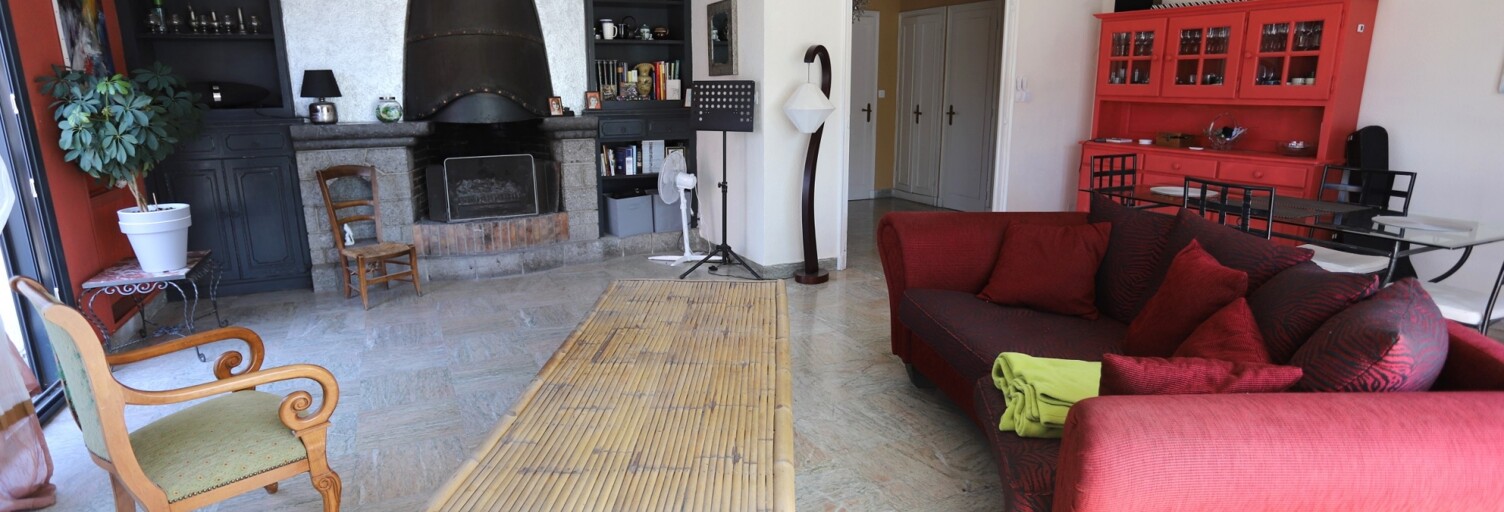 Maison 8 Pièces 219 m² à vendre à Prades (66500)