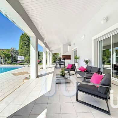 Maison 7 pièces 749000 €