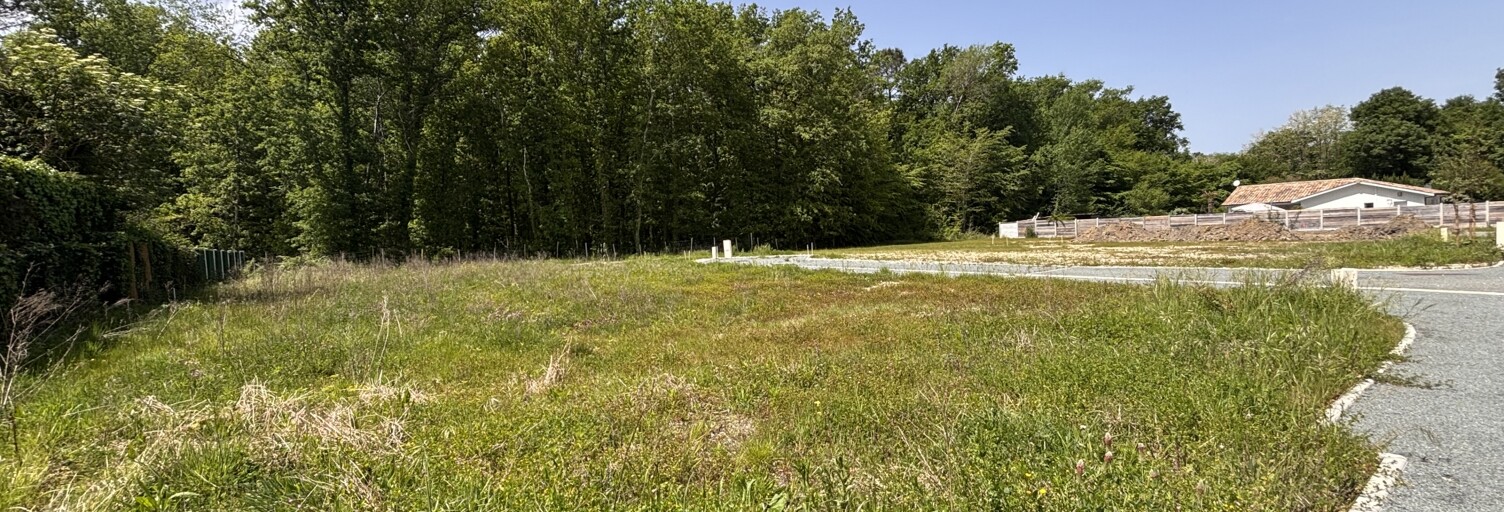 Terrain  400 m² à vendre à Avensan (33480)