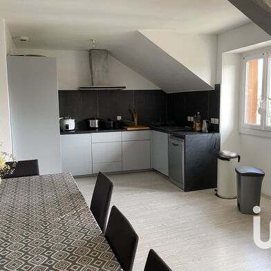 Appartement 4 pièces 265000 €