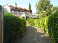 TOULON - MAISON A RENOVER SUR 1 000 M2 DE TERRAIN PLAT — photo 2