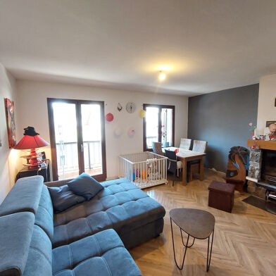 Appartement 4 pièces 236000 €