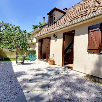 Maison 4 pièces 386500 €