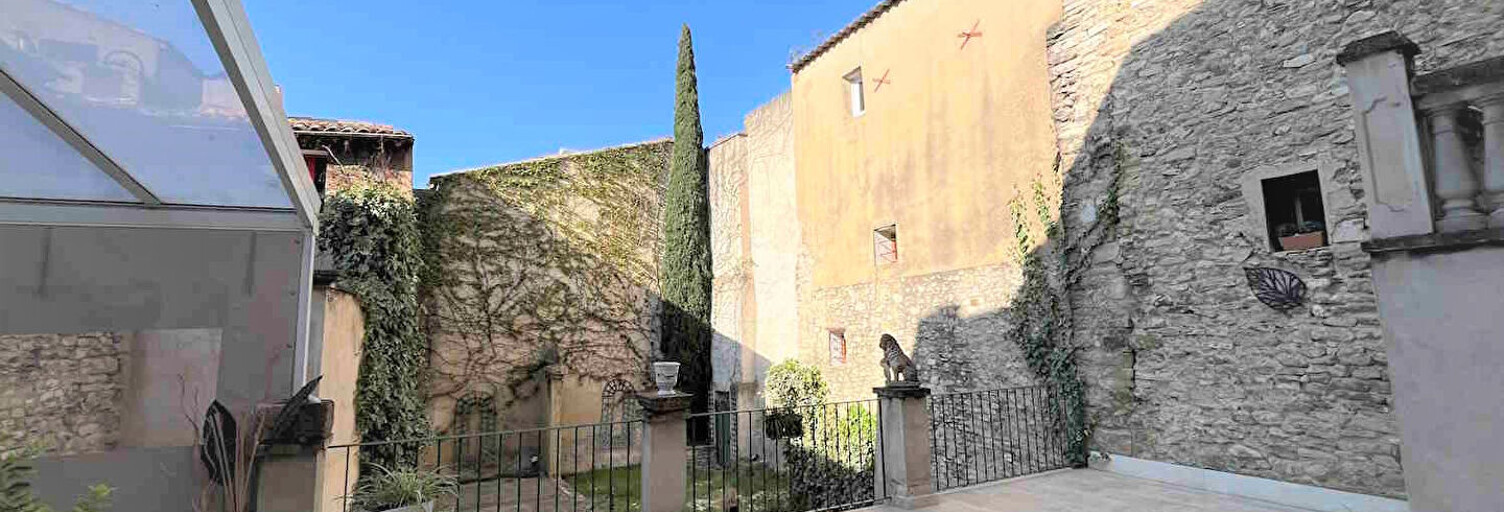 Immeuble  260 m² à vendre à Apt (84400)