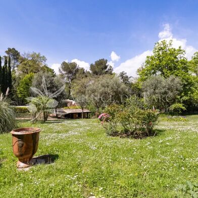 Terrain  995000 €