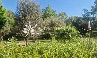 Terrain  2800 m² à vendre à Opio (06650)