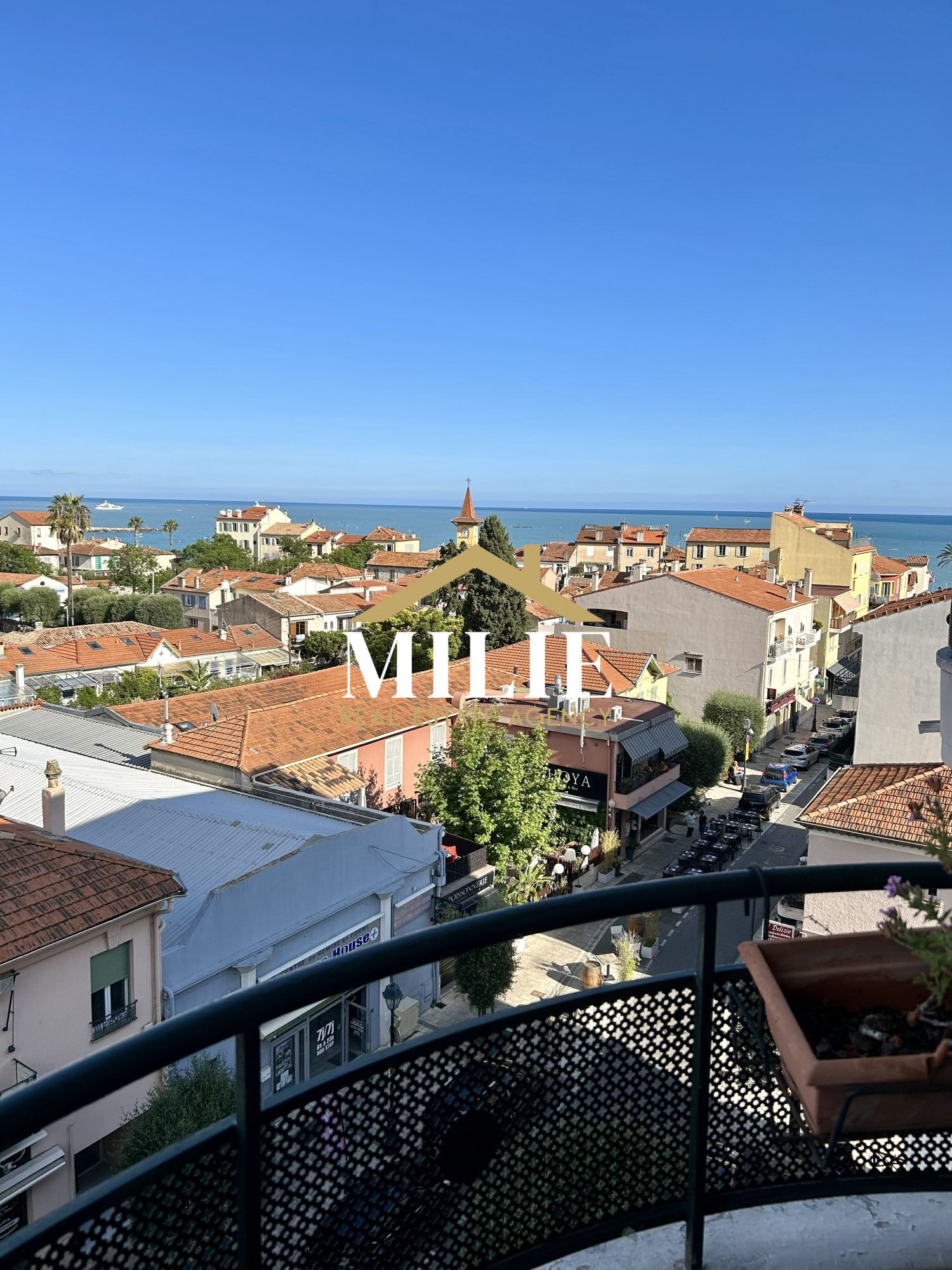 Appartement 2 pièces  à vendre Cagnes-sur-Mer 06800