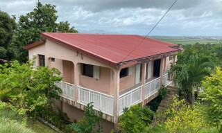 Maison 5 Pièces 198 m² à vendre à Le Lamentin (97232)