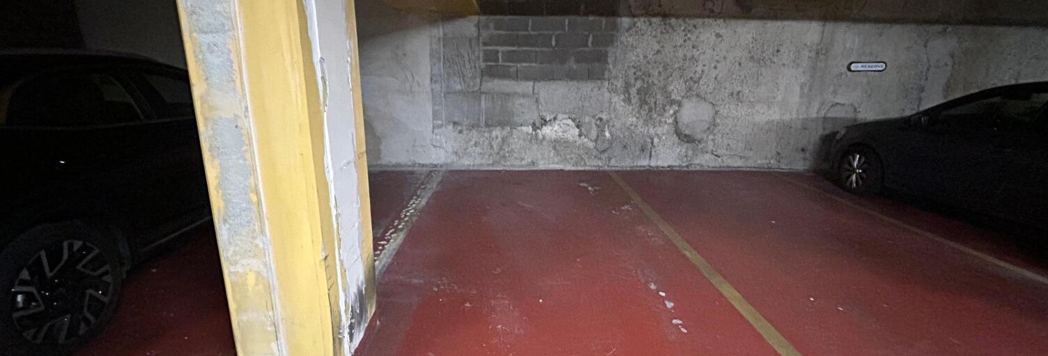 Garage   m² à louer à Tours (37000)