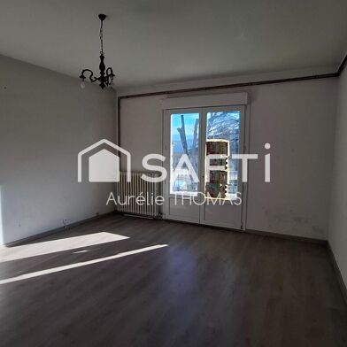 Appartement 5 pièces 77500 €