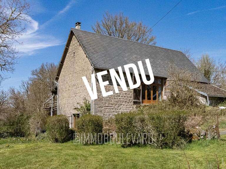 Dans la Creuse, grange rénovée en maison d’habitation — photo 1