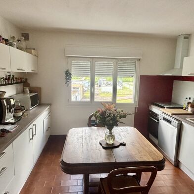 Appartement 4 pièces 140000 €