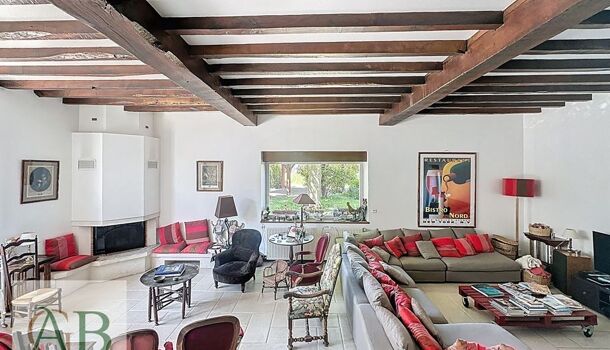 Villa / Maison 11 pièces  à vendre Ustaritz 64480