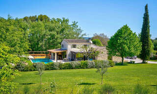 Maison 10 Pièces 237 m² à vendre à Aix-en-Provence (13090)