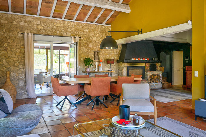 Photo Jolie maison en campagne Aixoise image 2/4