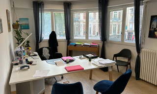 Bureau  82 m² à louer à Rennes (35000)