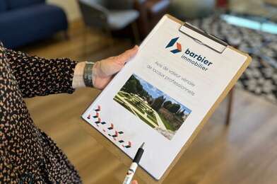 Immeuble  1280100 €