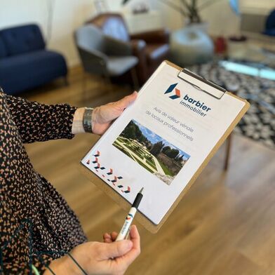 Immeuble  1280100 €