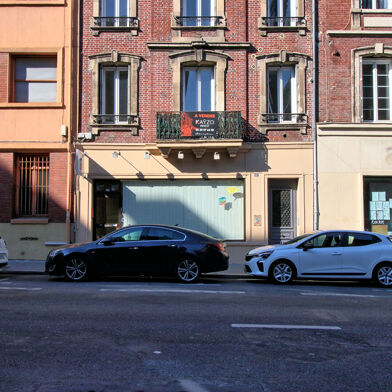 Commerce  178500 €