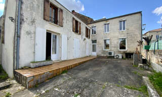 Immeuble  430 m² à vendre à Saint-Genis-de-Saintonge (17240)