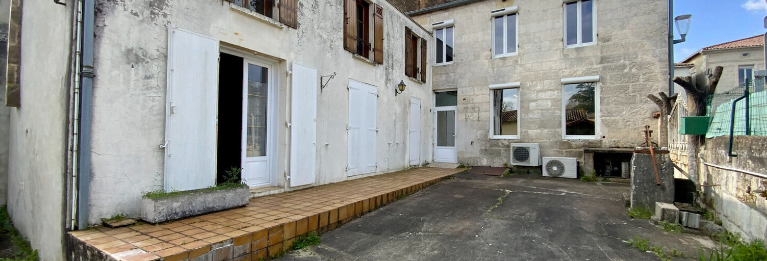 Immeuble  430 m² à vendre à Saint-Genis-de-Saintonge (17240)