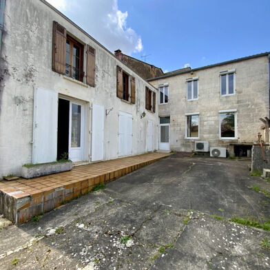 Immeuble  210000 €