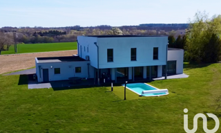 Maison 5 Pièces 303 m² à vendre à Plaine-de-Walsch (57870)