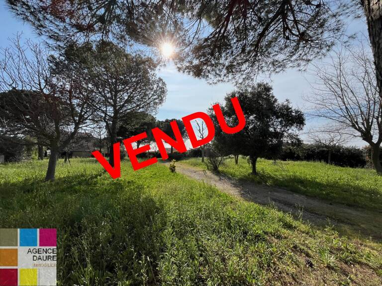Terrain constructible 896 m²  Environnement privilégié & projet d'exception — photo 1
