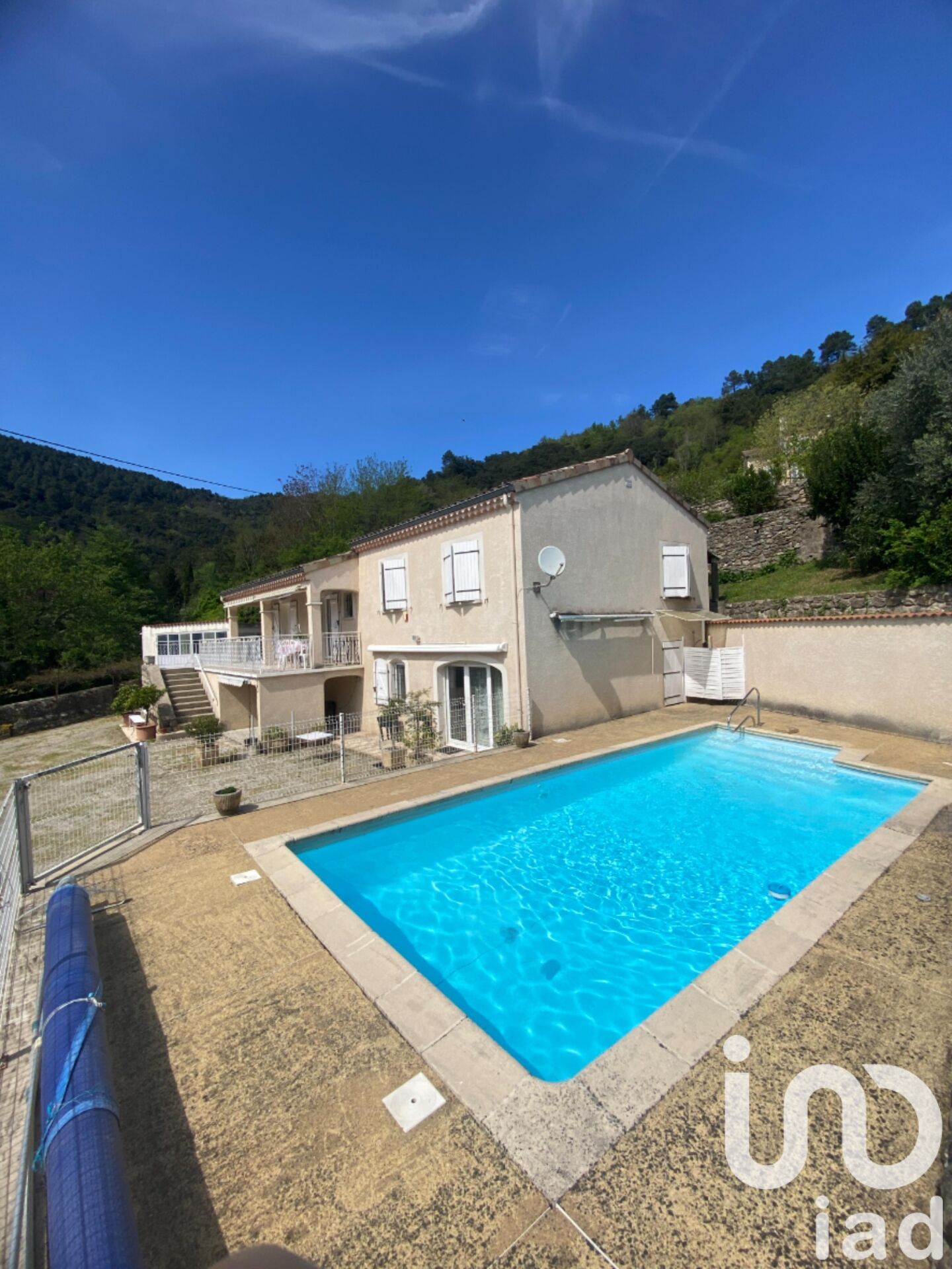 St-Fortunat-Sur-Eyrieux - 180m² - 6p. - 3ch.