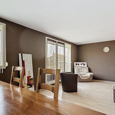 Appartement 3 pièces 94990 €