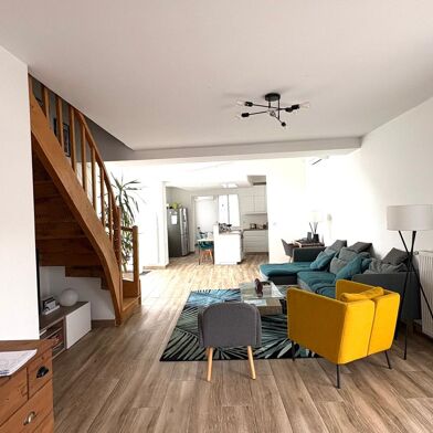 Maison 7 pièces 399000 €