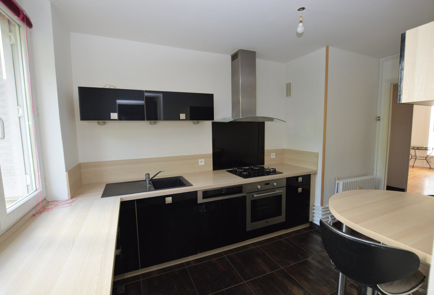 Appartement - BRON — photo 1