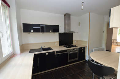 Appartement 4 pièces 180000 €