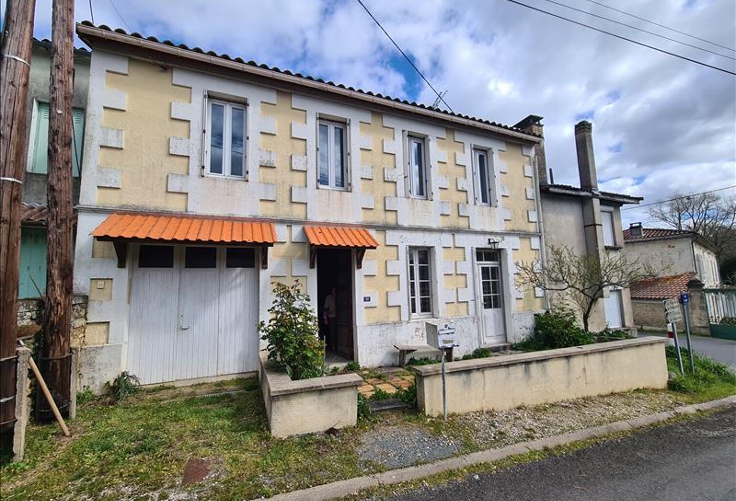 Maison en pierre de 8 pièces principales — photo 1