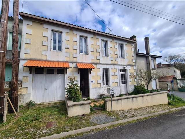 Maison en pierre de 8 pièces principales — photo du bien