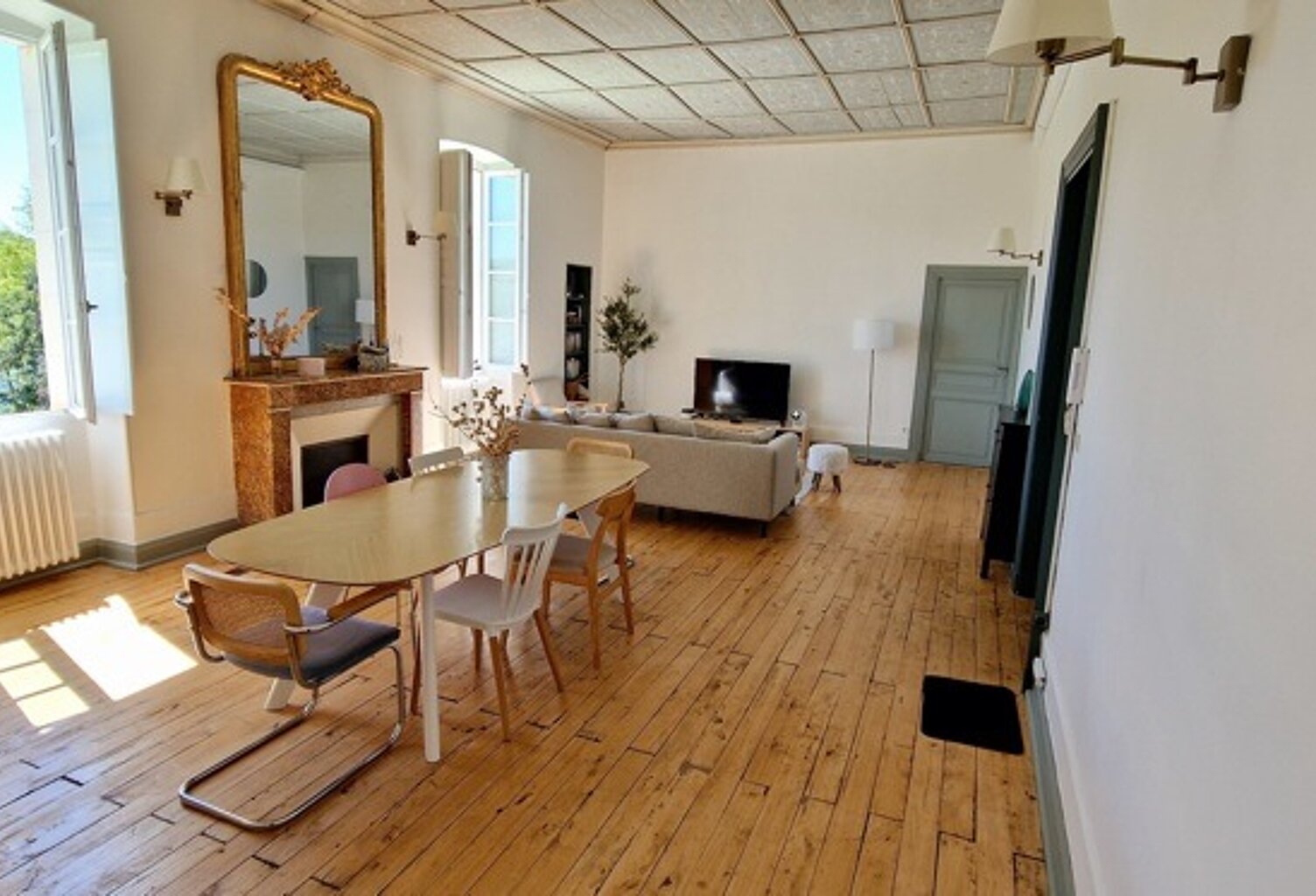 Appartement de 6 pièces principales — photo 1