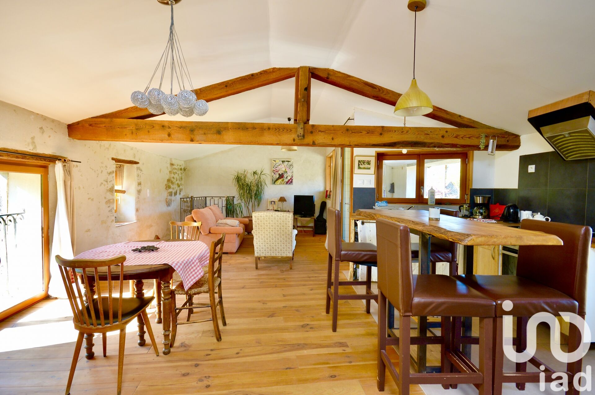 Lagrasse - 190m² - 6p. - 4ch.