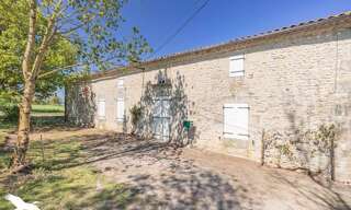 Maison 9 Pièces 300 m² à vendre à Moragne (17430)