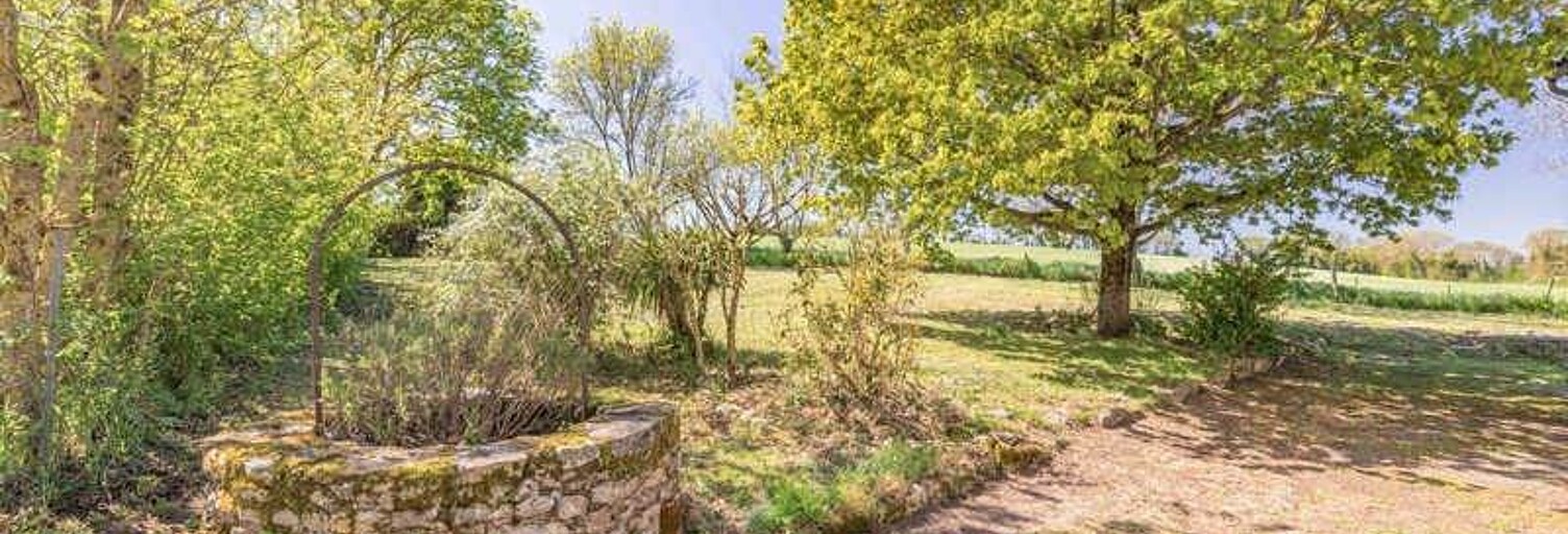 Maison 9 Pièces 300 m² à vendre à Moragne (17430)