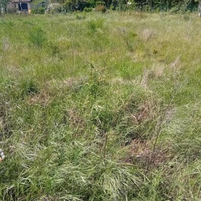 Terrain  150000 €