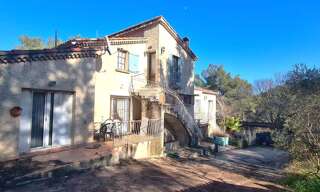 Maison 7 Pièces 282 m² à vendre à Cuges-les-Pins (13780)