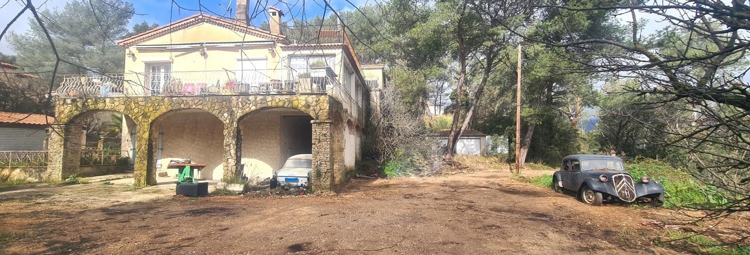 Maison 7 Pièces 282 m² à vendre à Cuges-les-Pins (13780)
