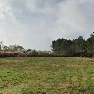 Terrain  260000 €