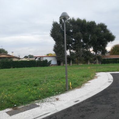 Terrain  210000 €