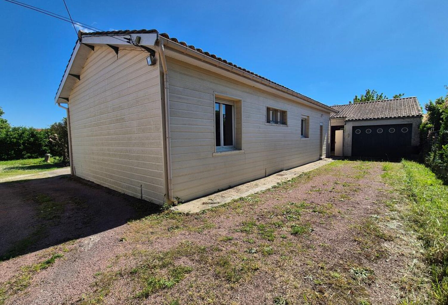 Maison à vendre - 17480 LE CHATEAU D'OLERON — photo 1