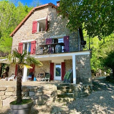 Maison 7 pièces 495500 €