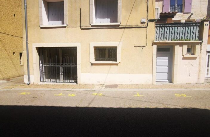 À LOUER – LOCAL POUR BAIL PROFESSIONNEL À ROCHEFORT-DU-GARD — photo 3