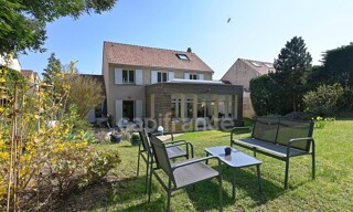 Maison 7 Pièces 189 m² à vendre à Le Mesnil-le-Roi (78600)